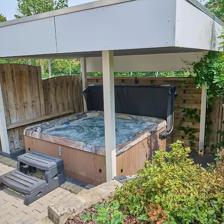 Geulhuisje Onder Ferienhaus
